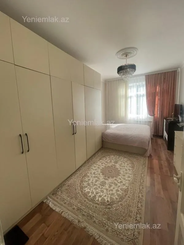 Satılır 3 otaqlı köhnə tikili 55 m²