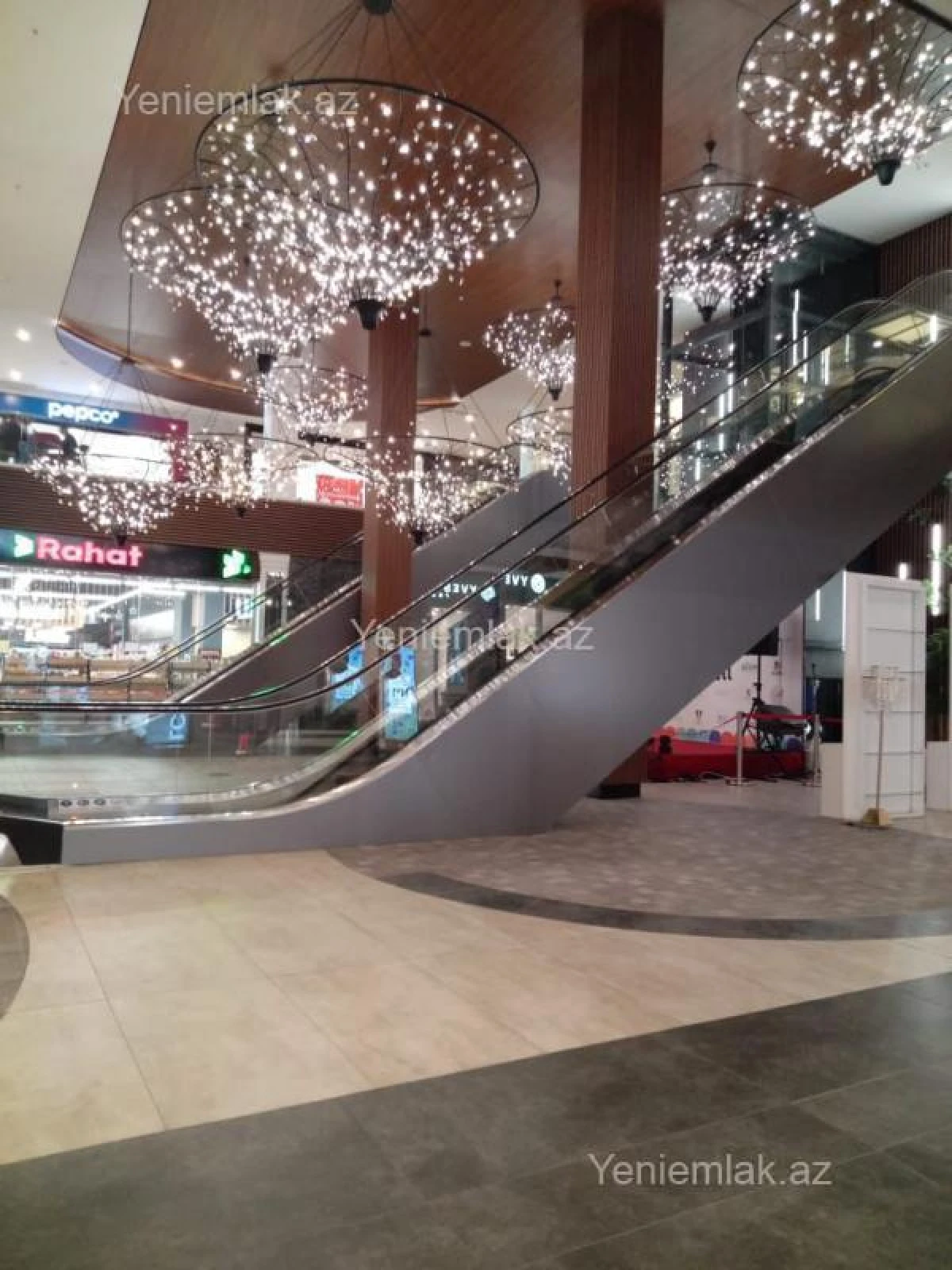 Satılır 2 otaqlı yeni tikili 79 m²