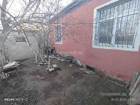 Satılır 5 otaqlı həyət evi 140 m²