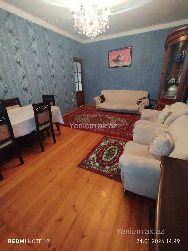 Satılır 5 otaqlı həyət evi 140 m²