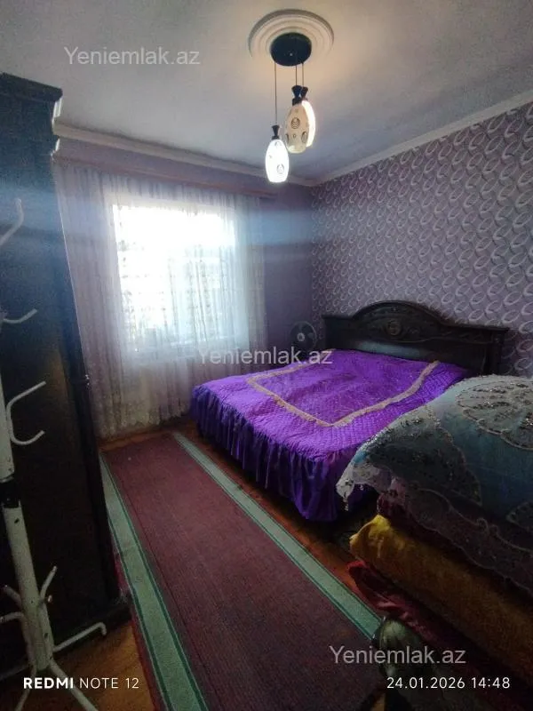 Satılır 5 otaqlı həyət evi 140 m²