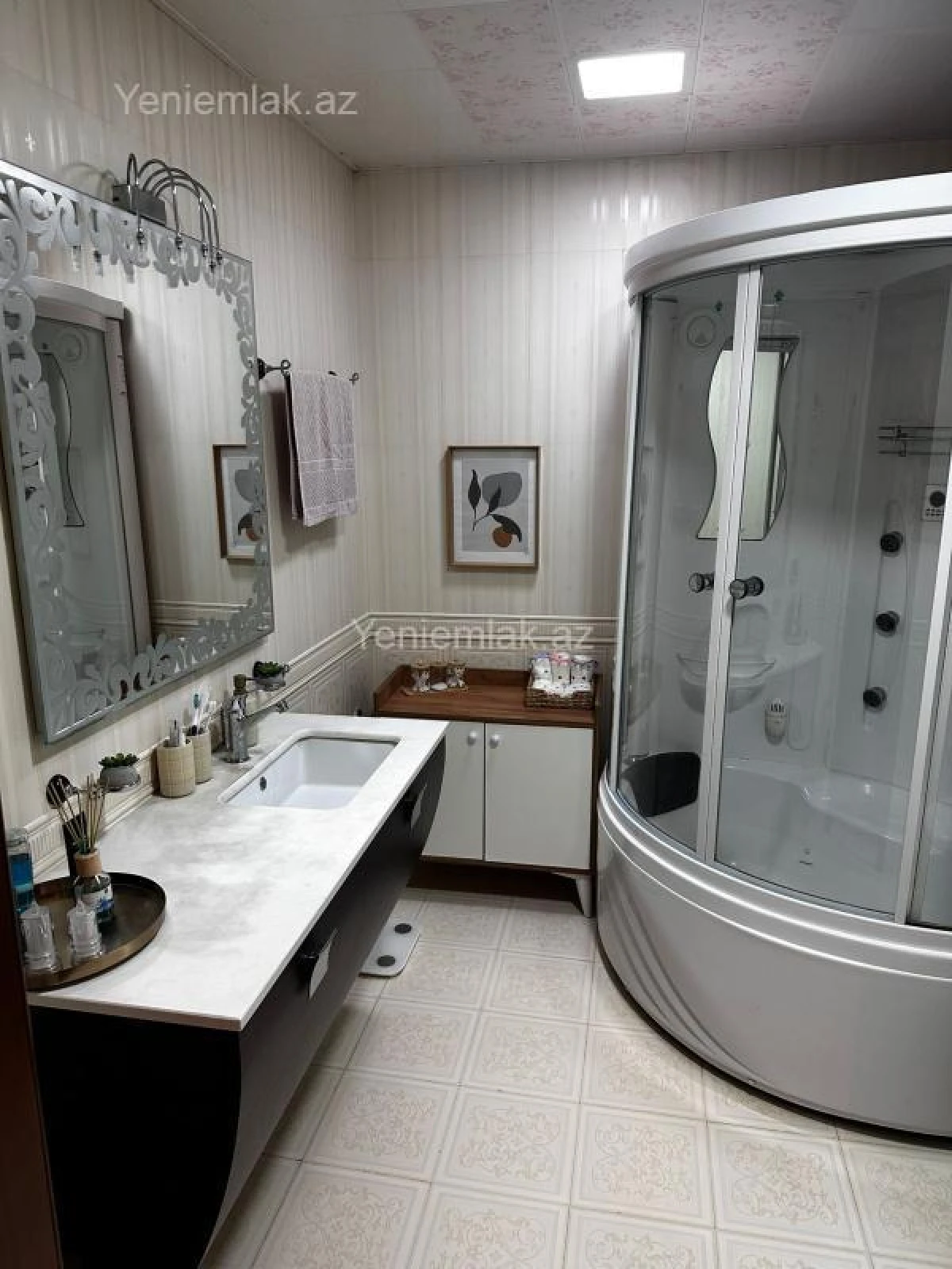 Satılır 3 otaqlı yeni tikili 160 m²