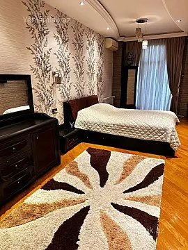 Satılır 3 otaqlı yeni tikili 160 m²