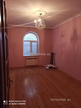 Satılır 8 otaqlı həyət evi 300 m²