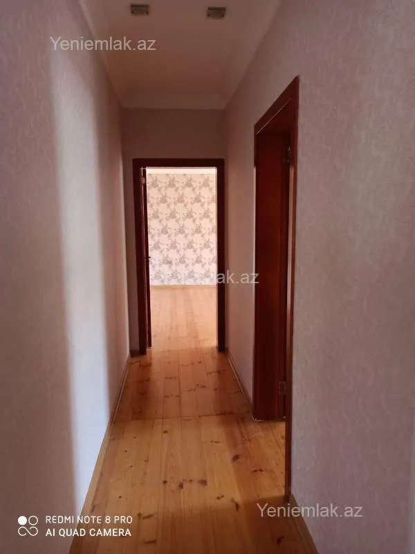 Satılır 8 otaqlı həyət evi 300 m²
