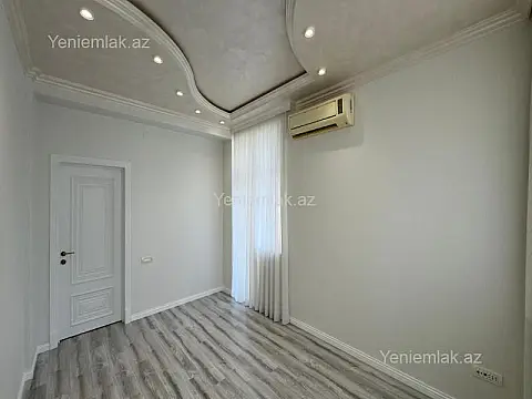 Satılır 4 otaqlı yeni tikili 145 m²