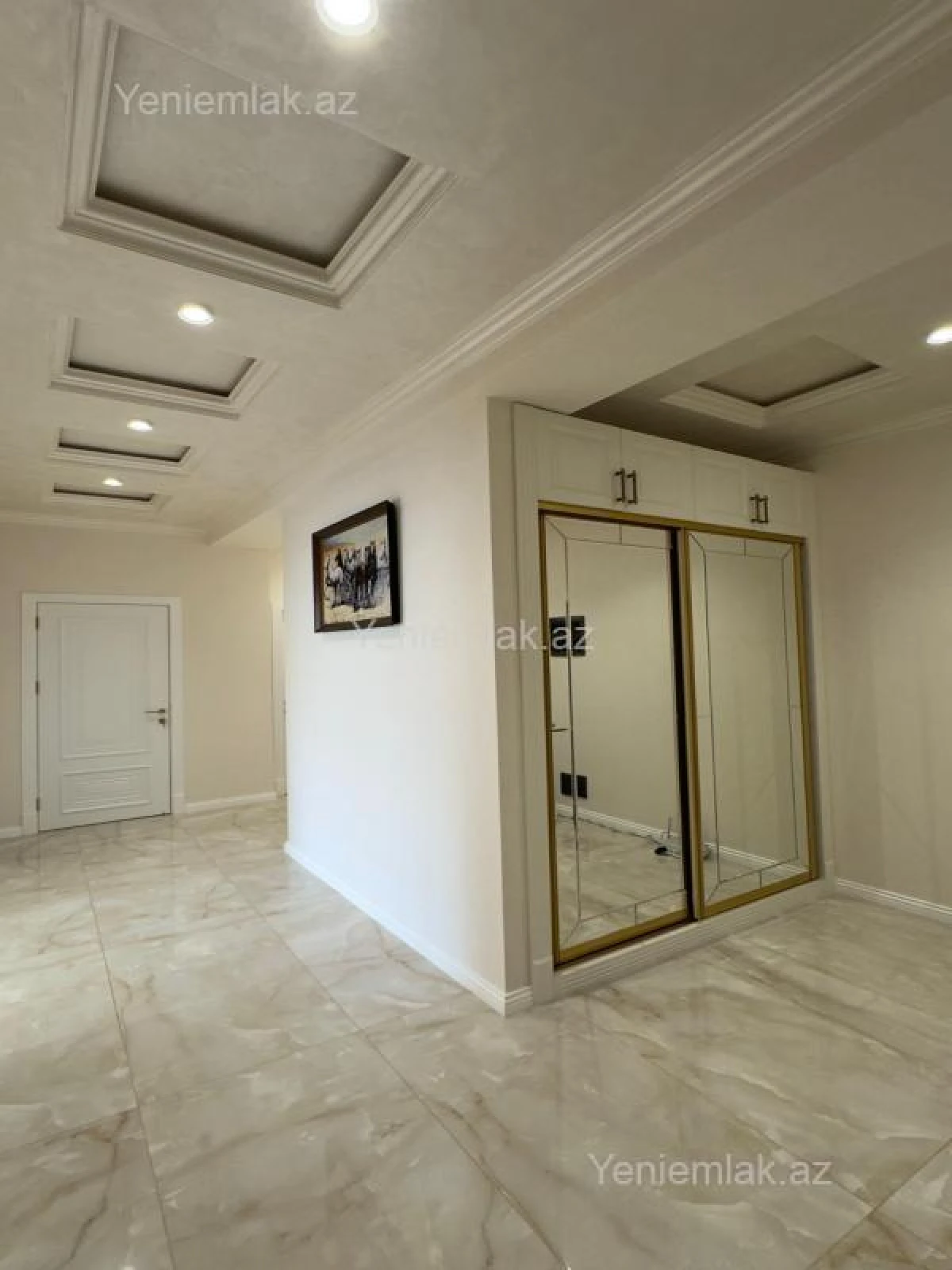 Satılır 4 otaqlı yeni tikili 145 m²