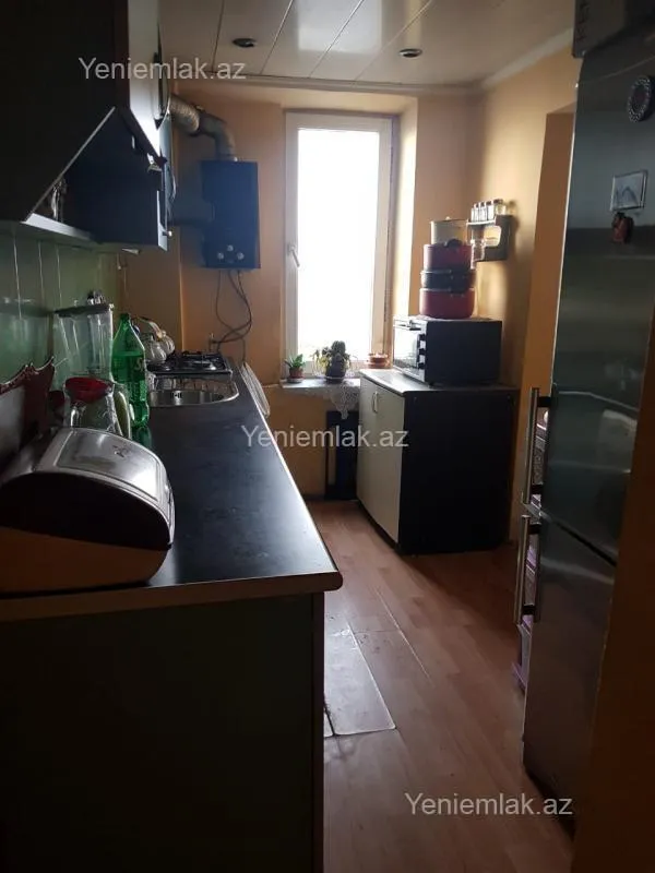 Satılır 2 otaqlı köhnə tikili 47 m²