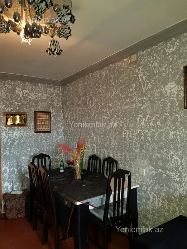 Satılır 2 otaqlı köhnə tikili 47 m²