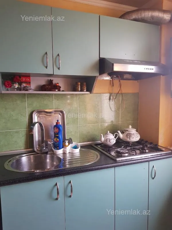 Satılır 2 otaqlı köhnə tikili 47 m²