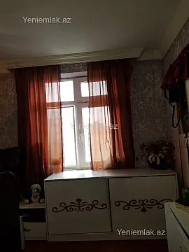 Satılır 2 otaqlı köhnə tikili 47 m²
