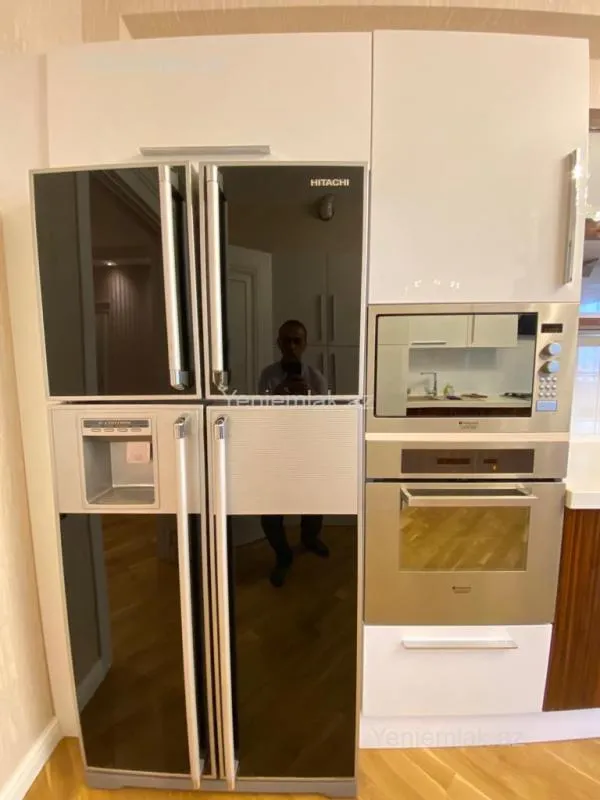 Satılır 4 otaqlı yeni tikili 175 m²