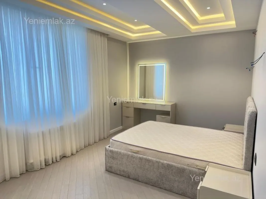 Satılır 3 otaqlı yeni tikili 126 m²