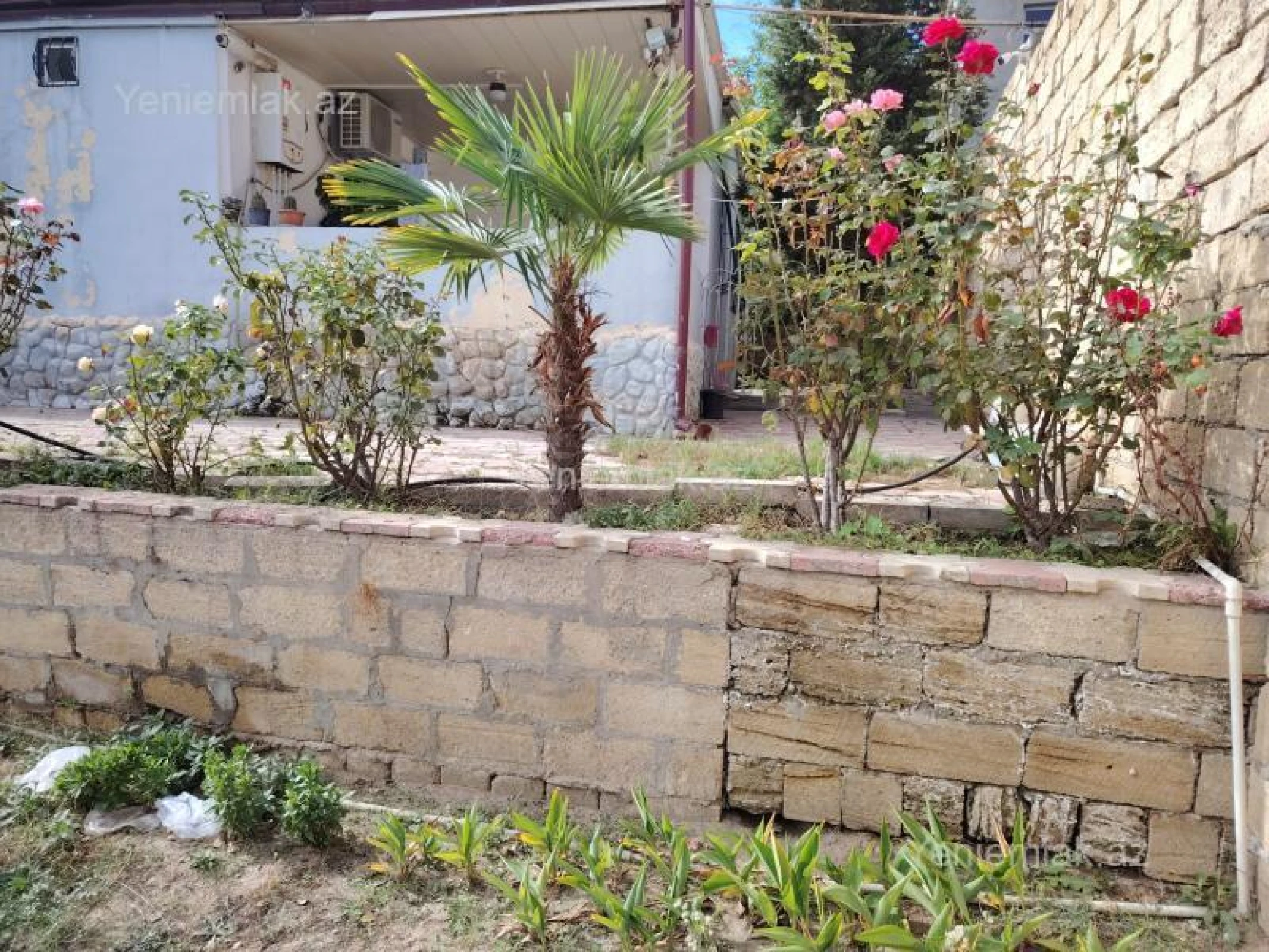 Satılır 4 otaqlı həyət evi 140 m²