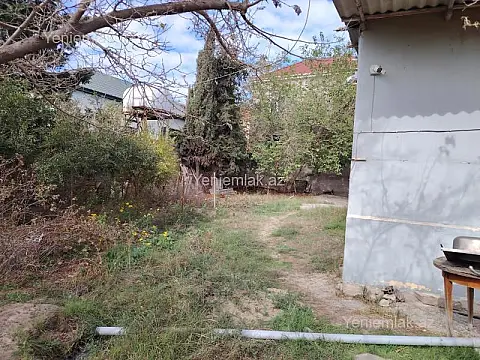 Satılır 4 otaqlı həyət evi 140 m²