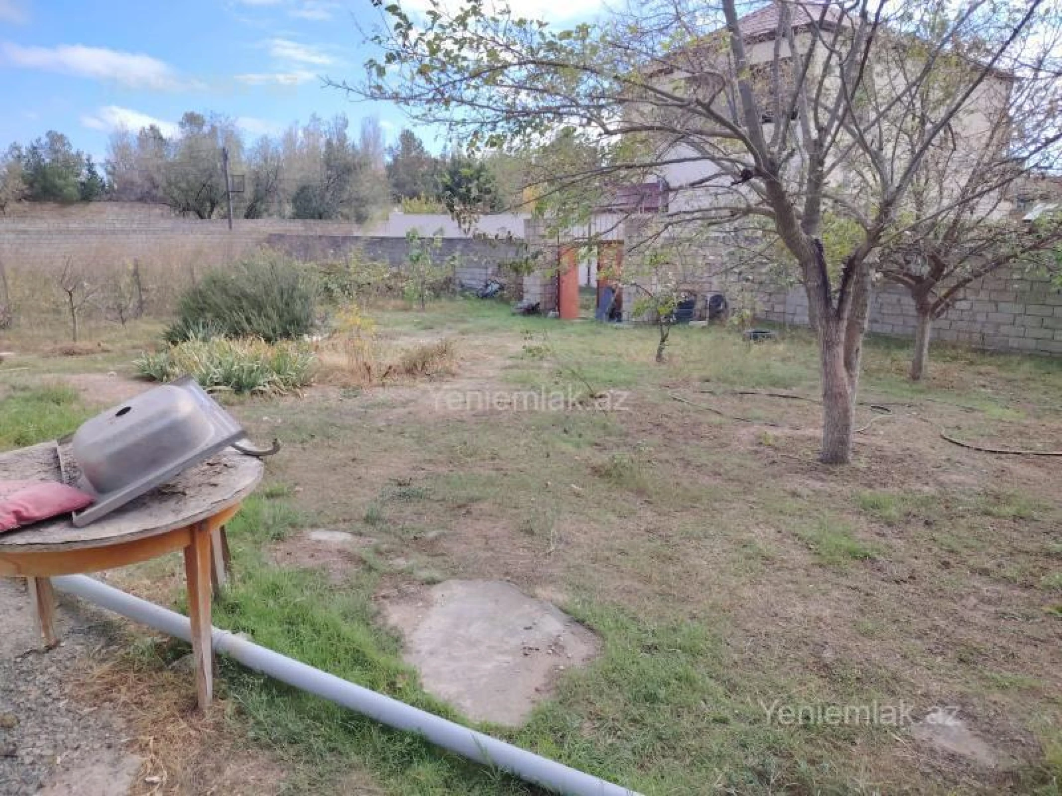 Satılır 4 otaqlı həyət evi 140 m²