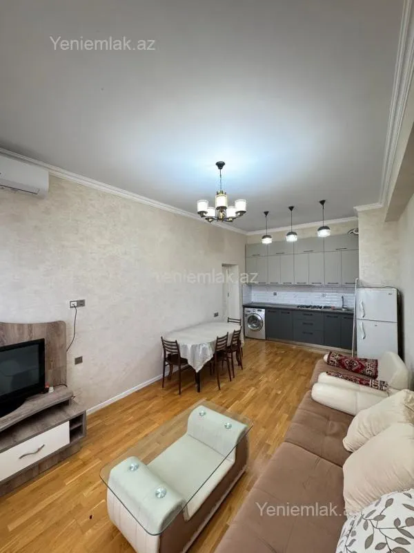 Satılır 3 otaqlı yeni tikili 70 m²