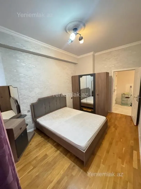 Satılır 3 otaqlı yeni tikili 70 m²