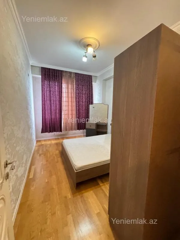 Satılır 3 otaqlı yeni tikili 70 m²