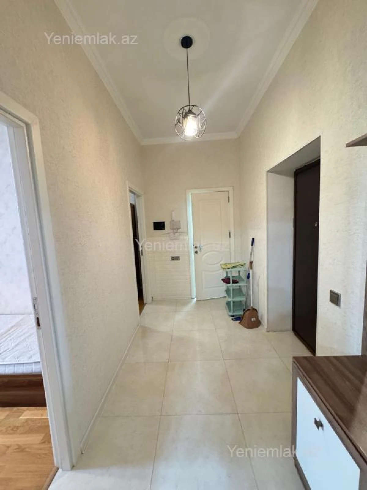 Satılır 3 otaqlı yeni tikili 70 m²
