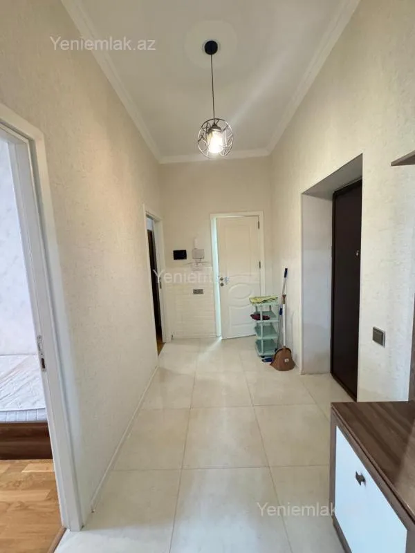 Satılır 3 otaqlı yeni tikili 70 m²