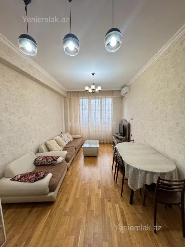 Satılır 3 otaqlı yeni tikili 70 m²