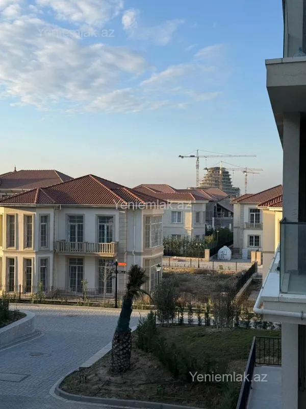 Satılır 2 otaqlı yeni tikili 74 m²