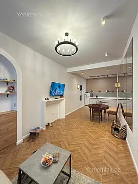 Satılır 2 otaqlı yeni tikili 74 m²