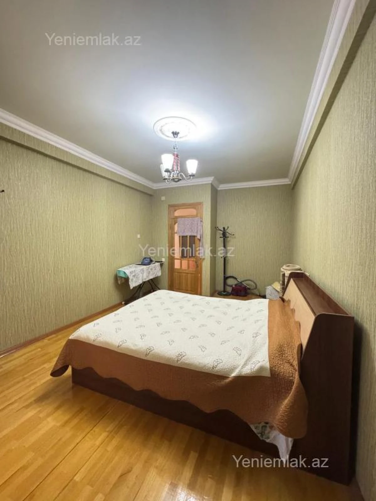 Satılır 3 otaqlı yeni tikili 120 m²