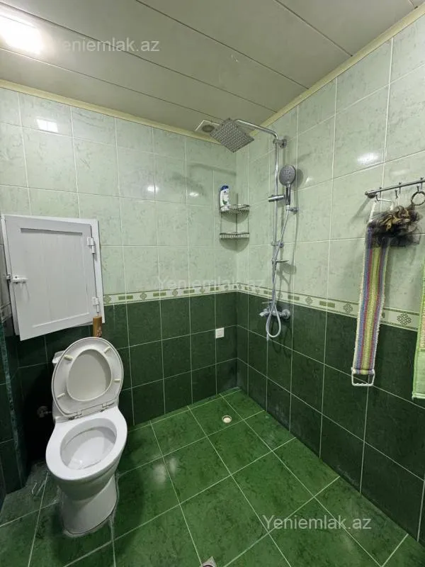 Satılır 3 otaqlı yeni tikili 120 m²