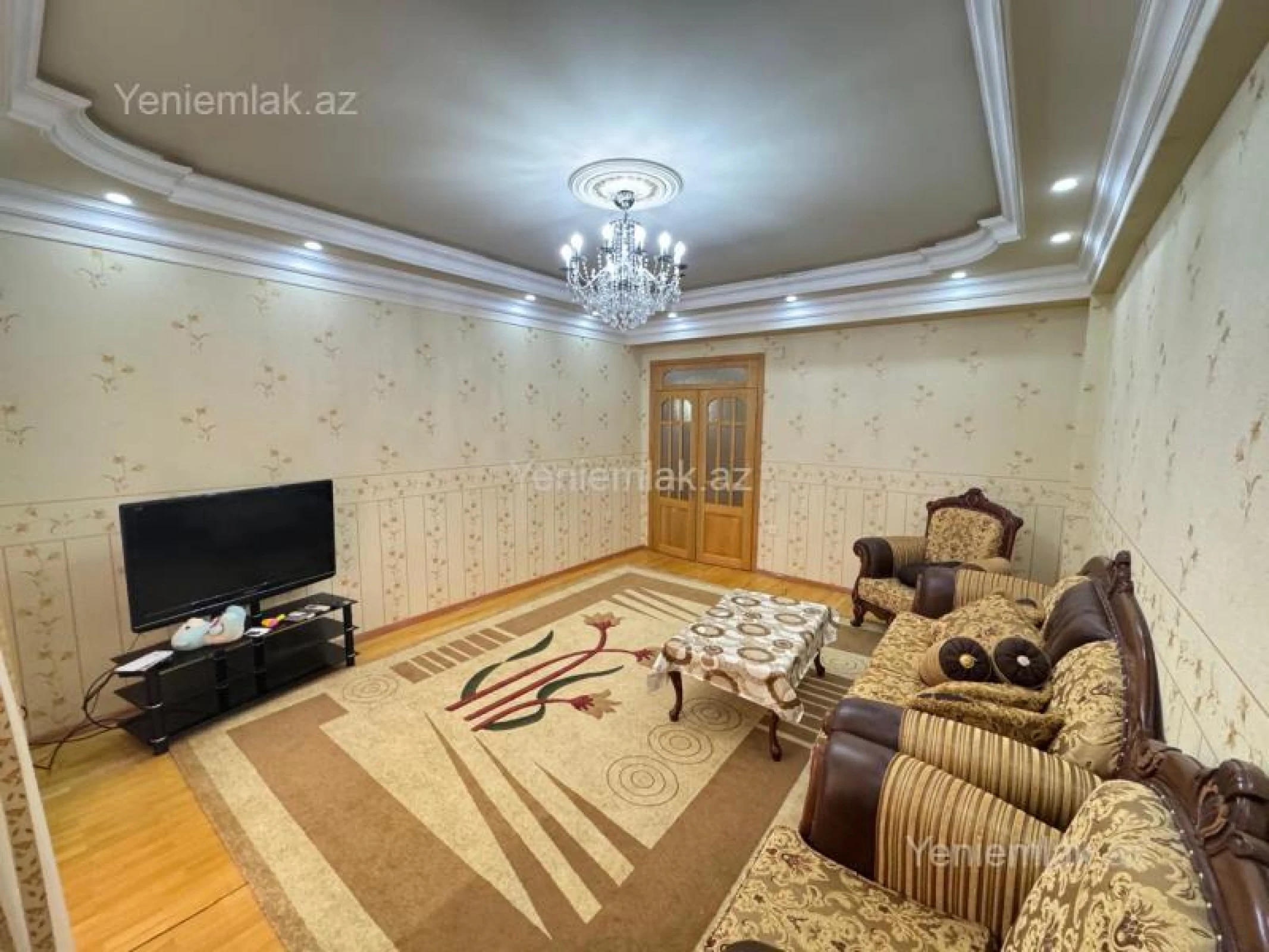 Satılır 3 otaqlı yeni tikili 120 m²