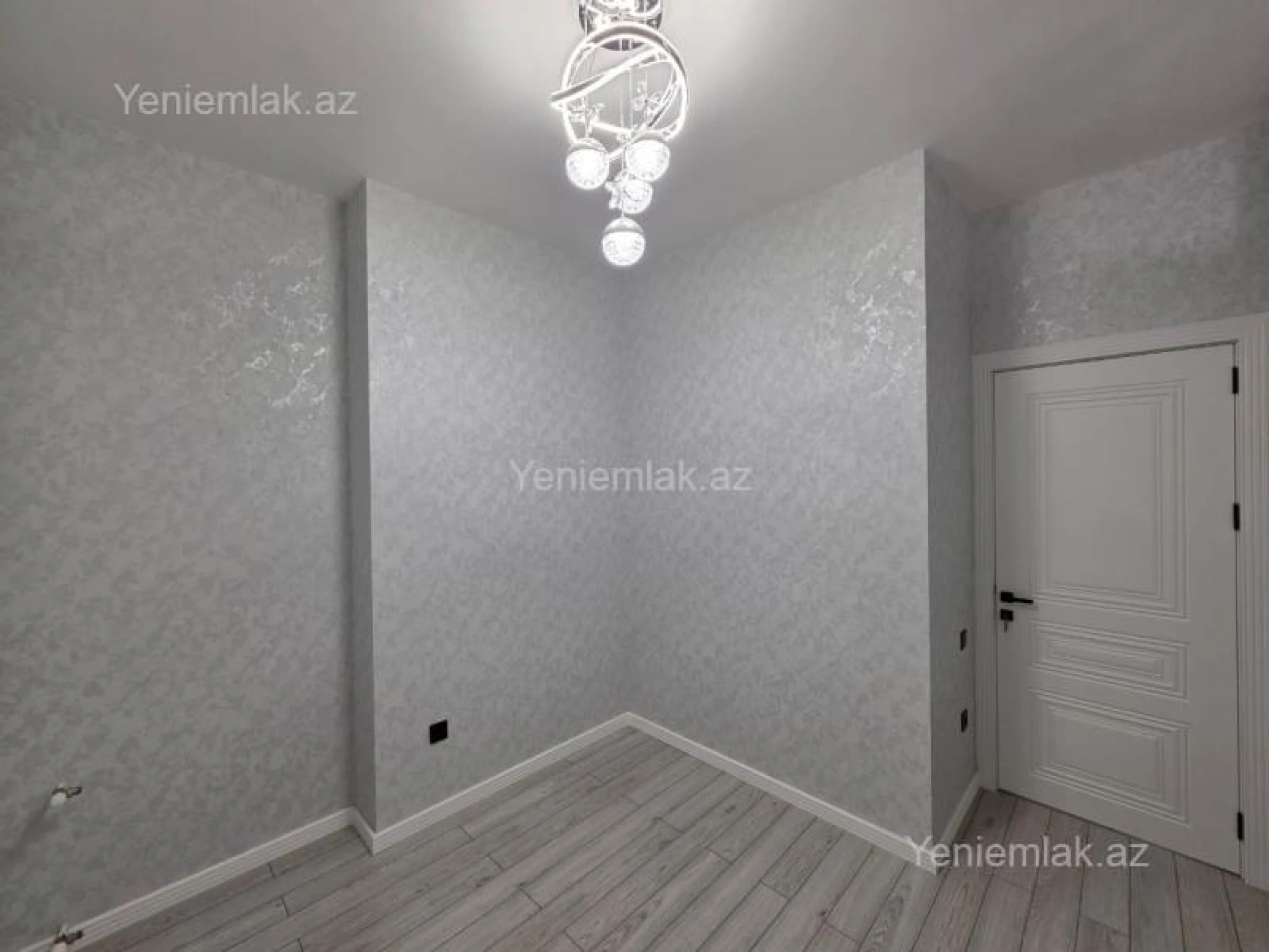 Satılır 3 otaqlı yeni tikili 98 m²