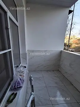 Satılır 2 otaqlı köhnə tikili 60 m²