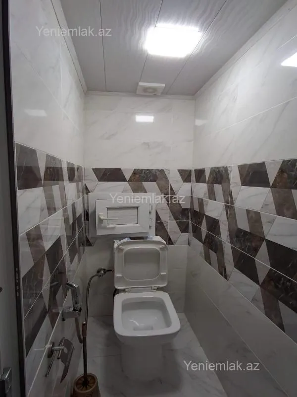 Satılır 2 otaqlı köhnə tikili 60 m²