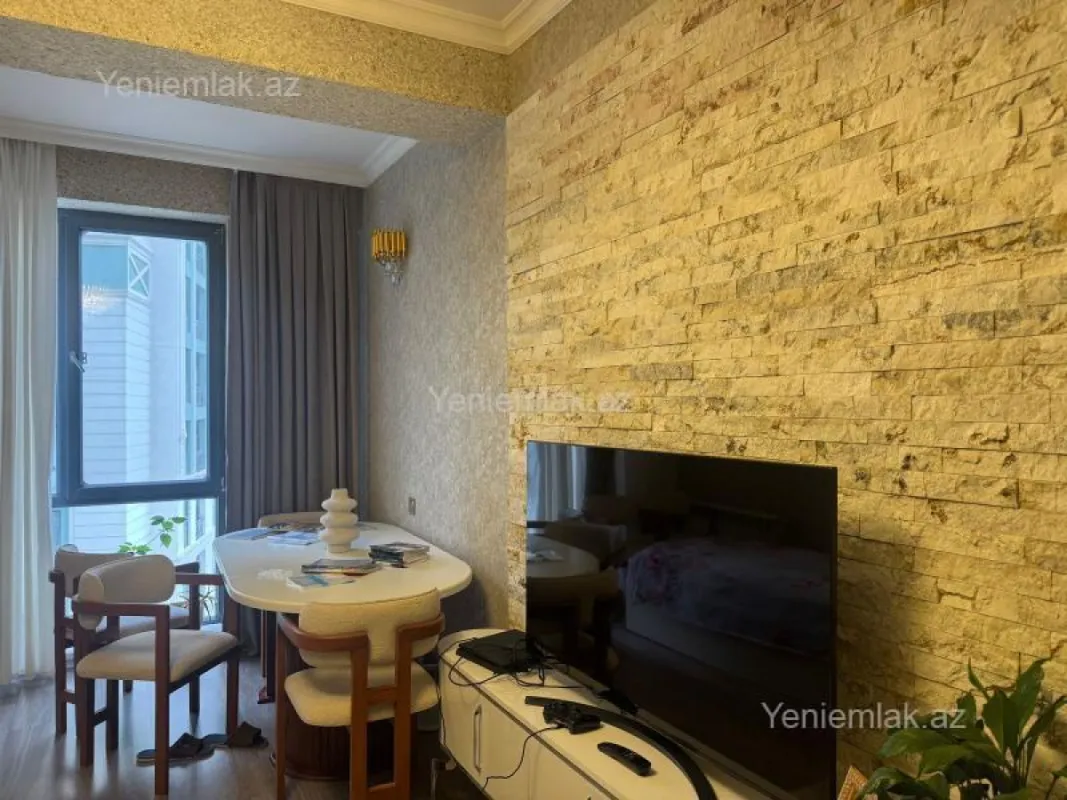 Satılır 4 otaqlı yeni tikili 120 m²