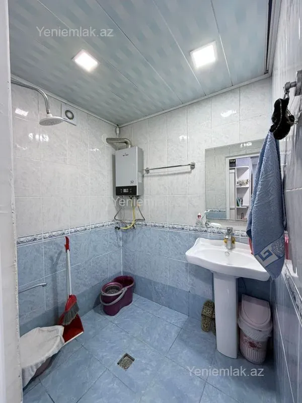 Satılır 2 otaqlı köhnə tikili 54 m²