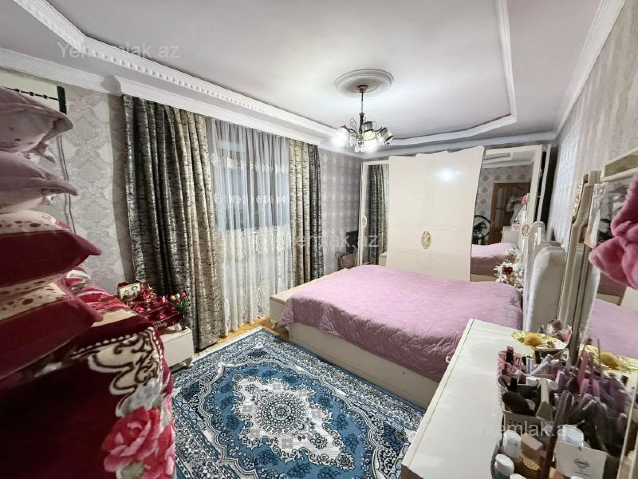 Satılır 2 otaqlı köhnə tikili 54 m²