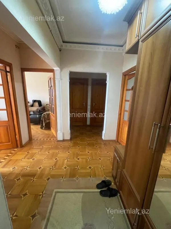 Satılır 3 otaqlı köhnə tikili 76 m²