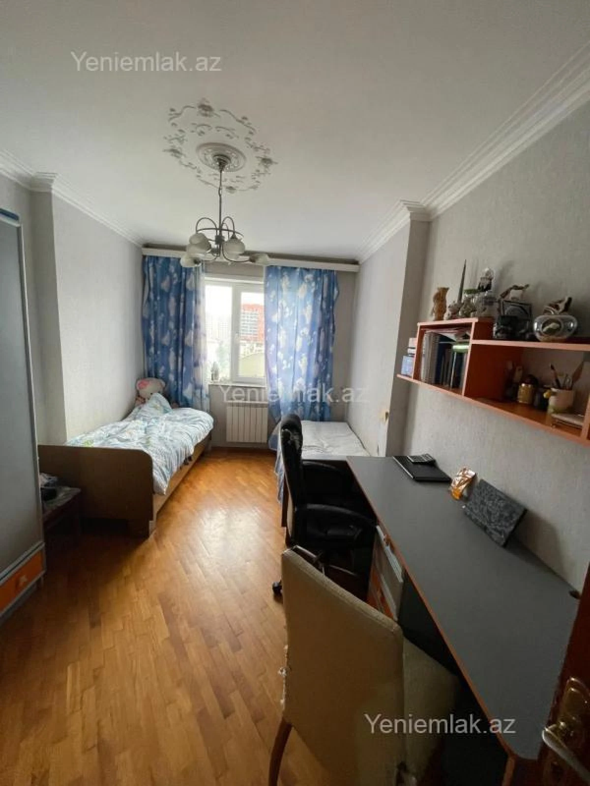 Satılır 3 otaqlı köhnə tikili 76 m²