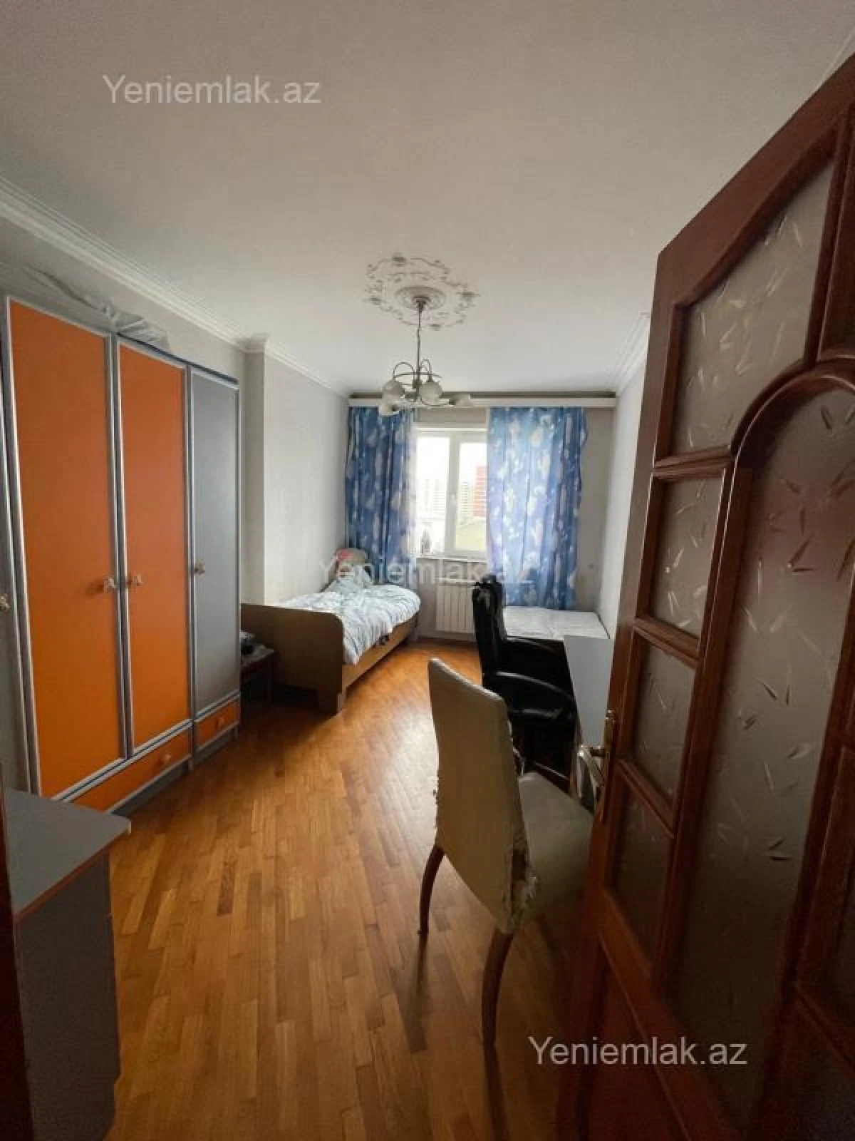 Satılır 3 otaqlı köhnə tikili 76 m²