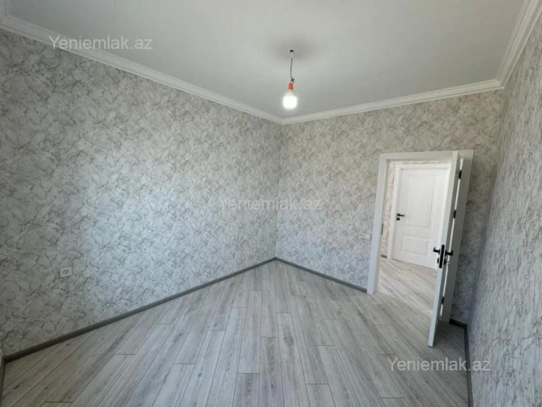 Satılır 4 otaqlı həyət evi 160 m²