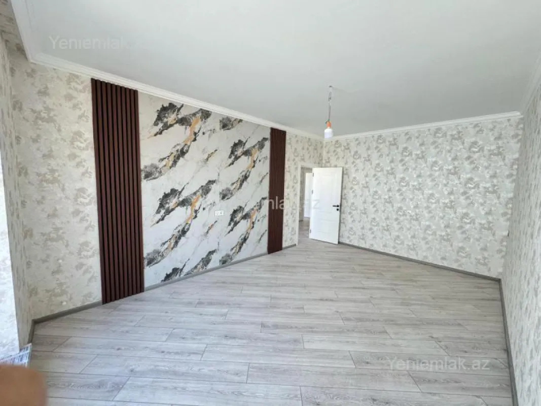 Satılır 4 otaqlı həyət evi 160 m²