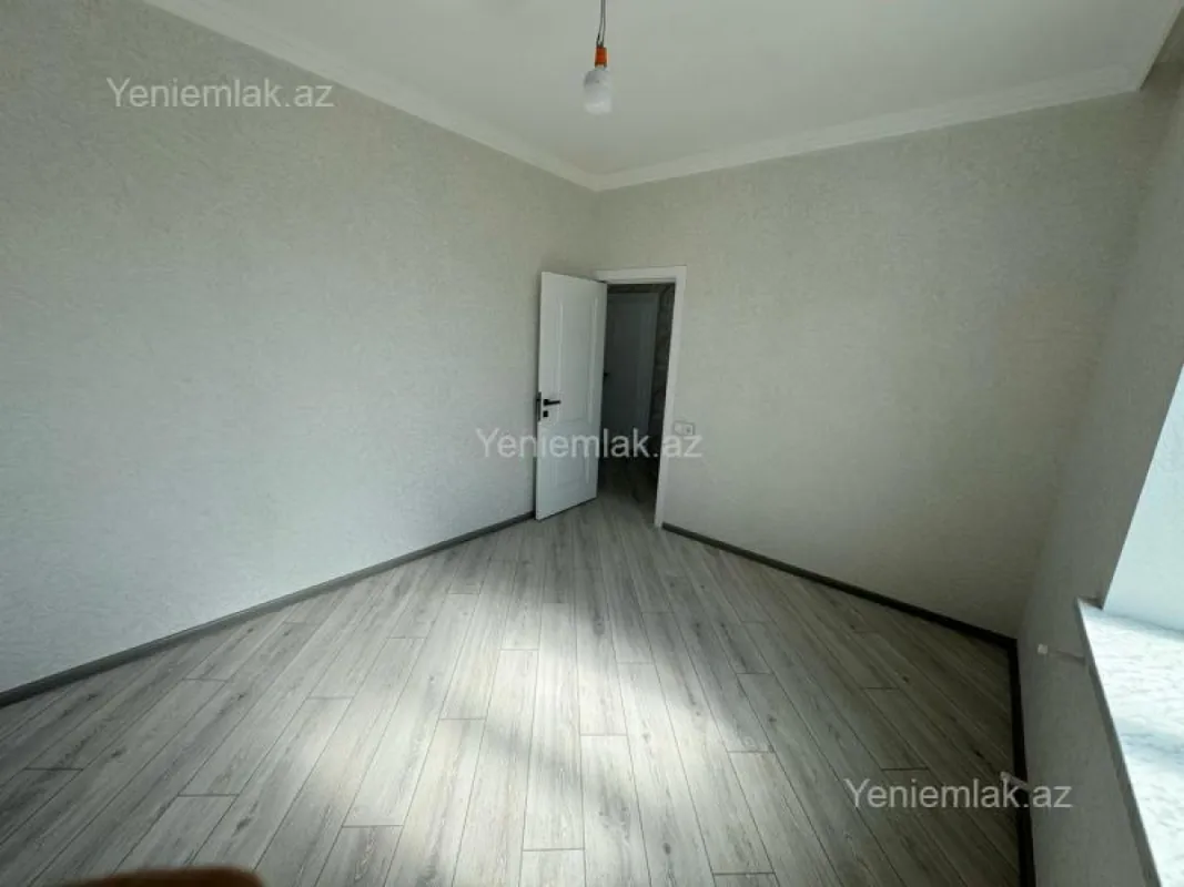 Satılır 4 otaqlı həyət evi 160 m²