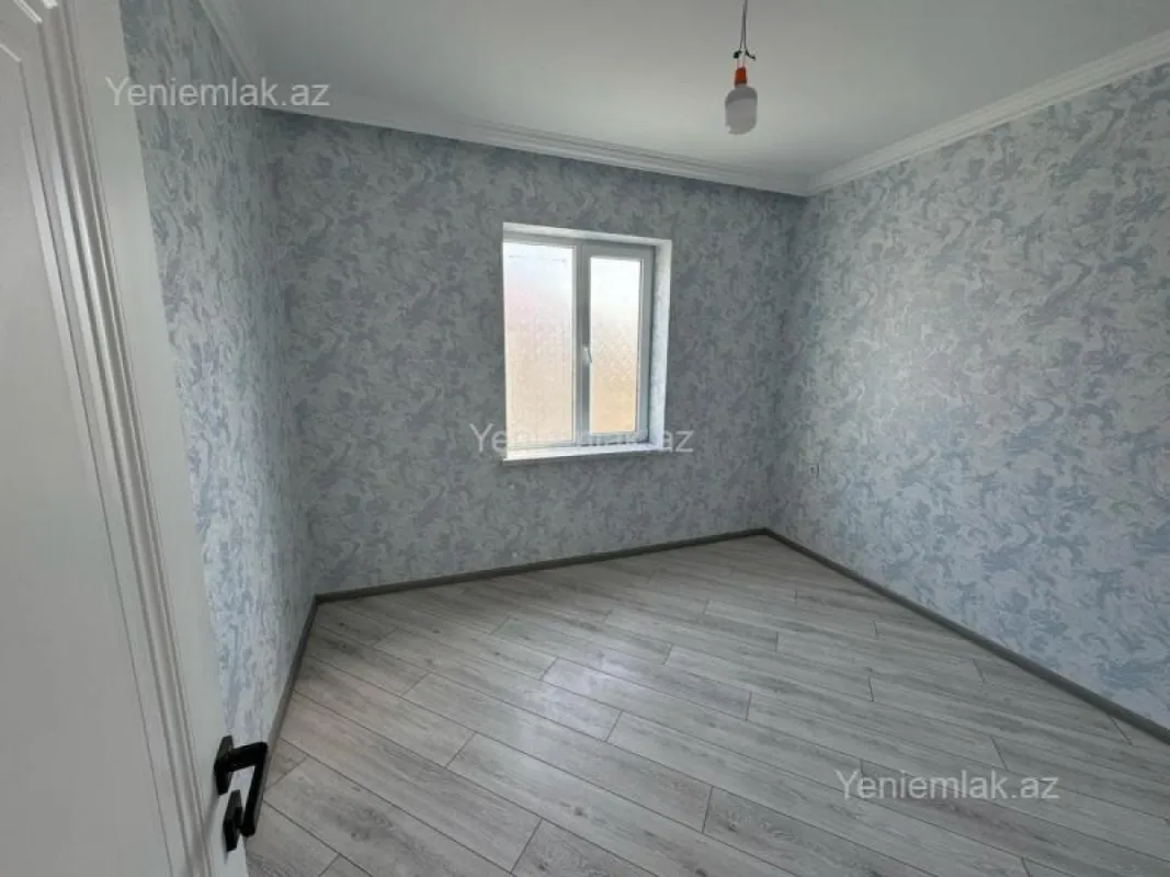 Satılır 4 otaqlı həyət evi 160 m²