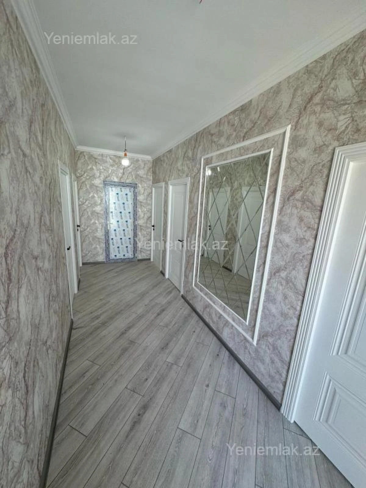 Satılır 4 otaqlı həyət evi 160 m²