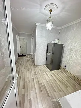 Satılır 2 otaqlı köhnə tikili 88 m²