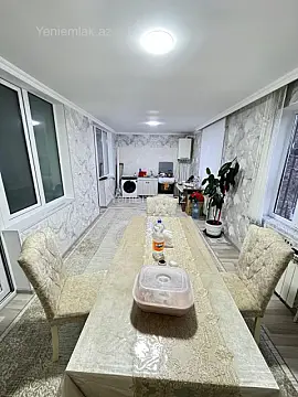 Satılır 2 otaqlı köhnə tikili 88 m²