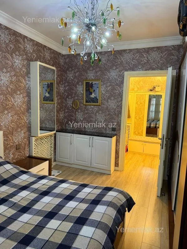 Satılır 3 otaqlı köhnə tikili 65 m²