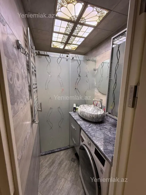 Satılır 3 otaqlı köhnə tikili 65 m²