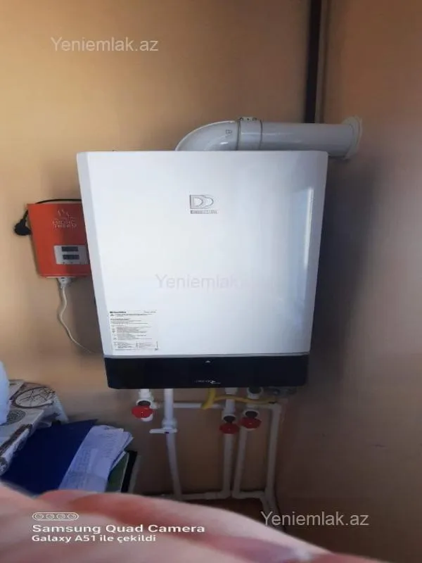 Satılır 4 otaqlı köhnə tikili 90 m²